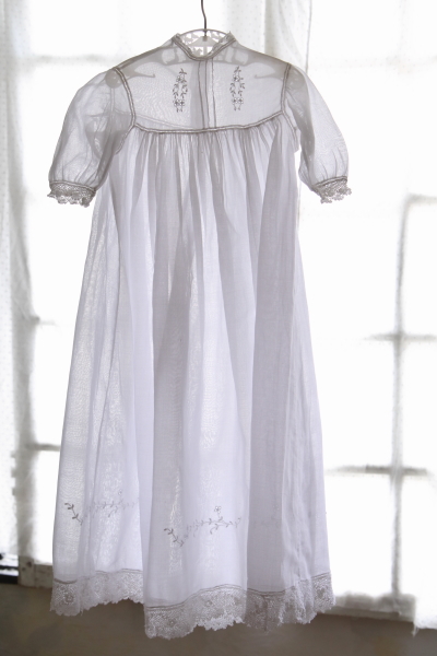 アイリッシュクロッシェ　コットンローンベビードレス　イギリス　アンティークストリュフ