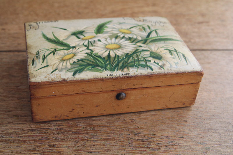 デイジーのモシュリンヌボックス　brighton ドイツ アンティークストリュフ