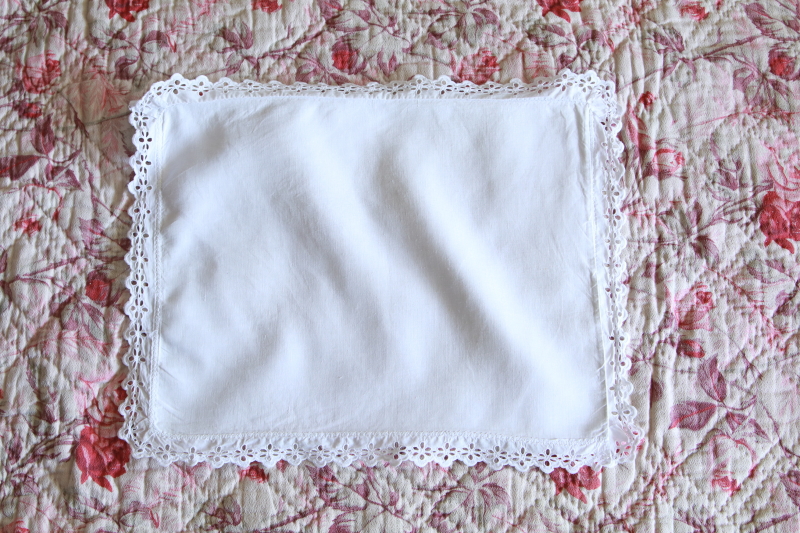 カットワークのナイトドレスケース　フランス　アンティークストリュフ