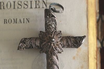 オールドシルバーフィリグリーペンダント　ヨーロッパ　アンティークストリュフ