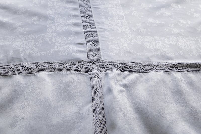 ローズダマスクリネンテーブルクロス　イギリス　アンティークストリュフ