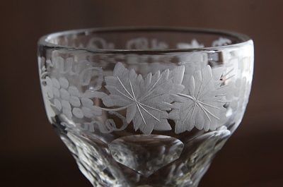 葡萄文カットクリスタルリキュールグラス　ヴィクトリアン　イギリス　アンティークストリュフ