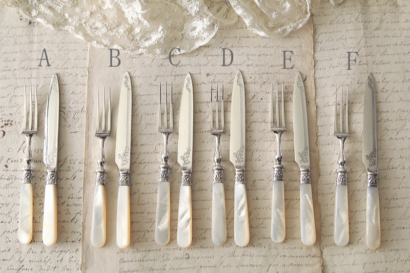 マザーオブパールハンドルデザートナイフ＆フォーク　イギリス　アンティークストリュフ