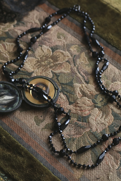 フレンチジェットロングネックレス　ヴィクトリアン　イギリス アンティークストリュフ 20260113