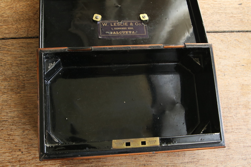 ジャパンドブラックキャッシュボックス　イギリス アンティークストリュフ