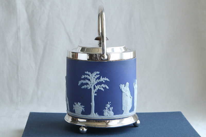 アンティークジャスパー　ビスケットバレル　wedgwood ウエッジウッド　イギリス　アンティークストリュフ