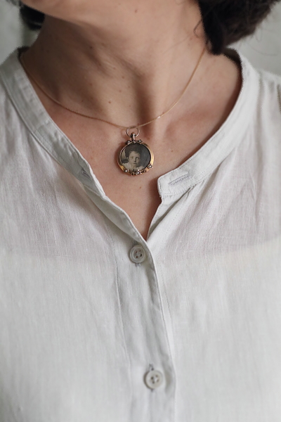 エドワーディアン　ゴールドロケットペンダント　イギリス　アンティークストリュフ