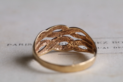  ワンポイントダイヤ　ヴィンテージリング　イギリス　アンティークストリュフ