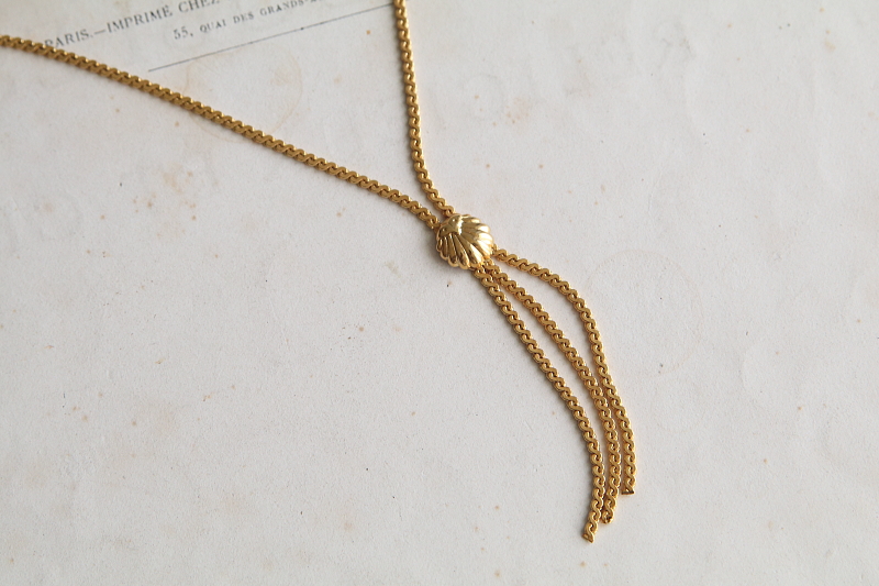 シェルパターン　ゴールドトーンメタルネックレス　コスチュームジュエリー　イギリス アンティークストリュフ