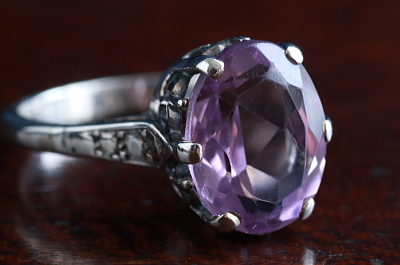 オーバルカットアメシスト　シルバーリング　イギリス　アンティークストリュフ