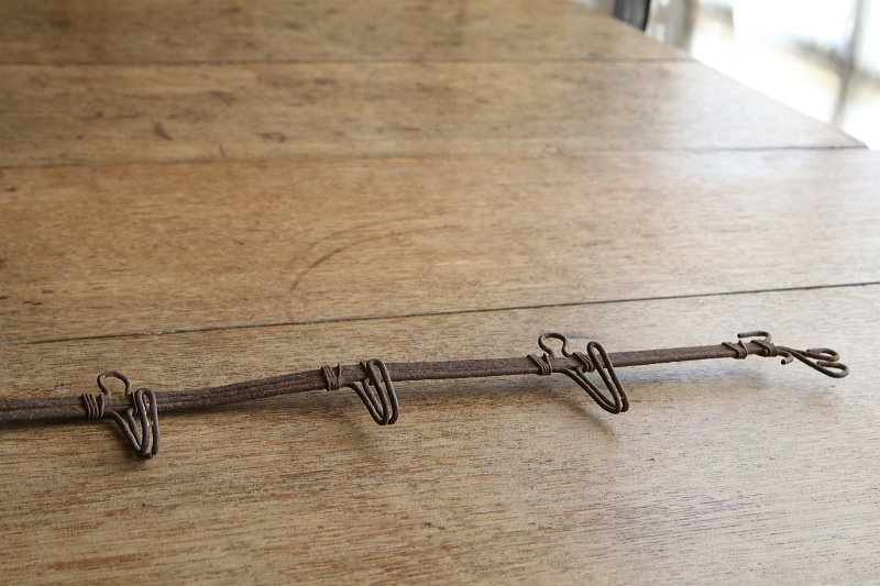 アイアンワイヤー6連フック　フランス アンティークストリュフ