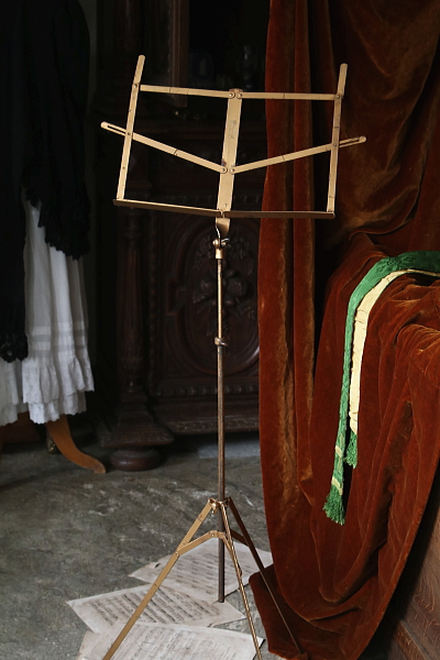 フォールディングミュージックスタンド　generation　イギリス