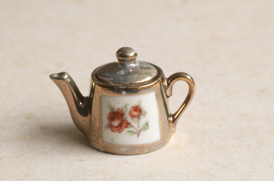 薔薇のミニチュアティーセット　ドイツ　アンティークストリュフ