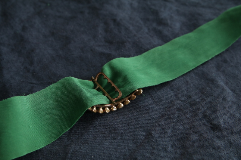 オールドマインカットペースト　ヴィクトリアンバックル　ヨーロッパ アンティークストリュフ