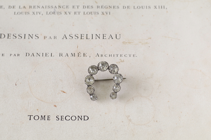 ヴィクトリアン～エドワーディアン　シルバーペーストブローチ　馬蹄　スター　アンティークストリュフ