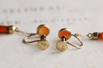 カーネリアンドロップ　ゴールドイヤリング　アンティークストリュフ 2026020306