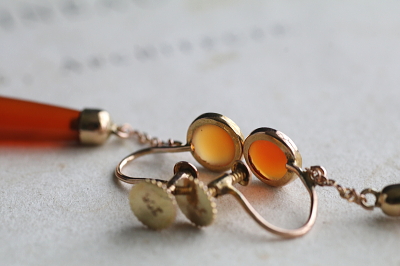 カーネリアンドロップ　ゴールドイヤリング　アンティークストリュフ 2026020306