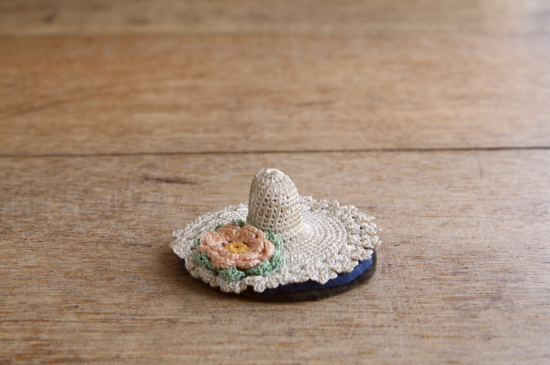 帽子のシンブル&ニードルケース　イギリス　アンティークストリュフ