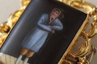 職業画のミニアチュールブローチ　ヨーロッパ　アンティークストリュフ