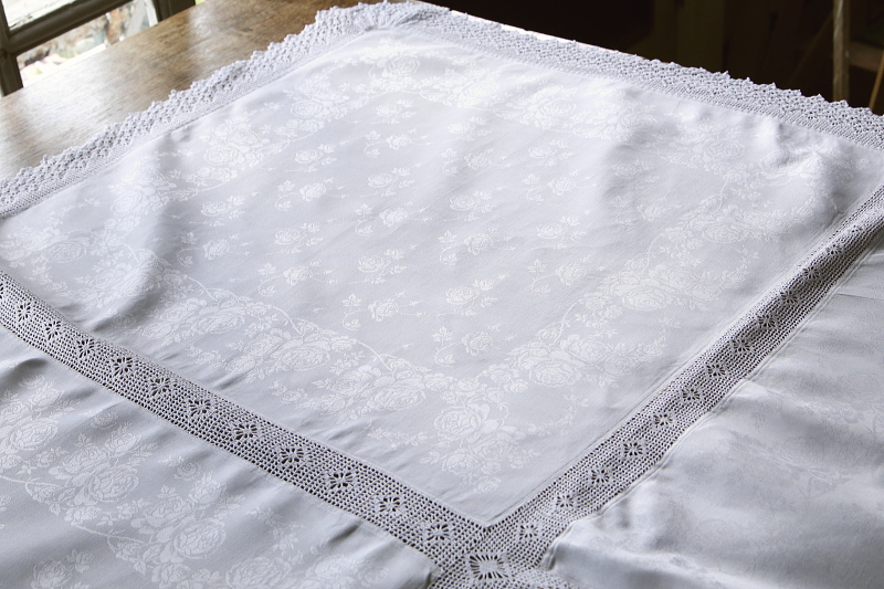 ローズダマスクリネンテーブルクロス　イギリス　アンティークストリュフ