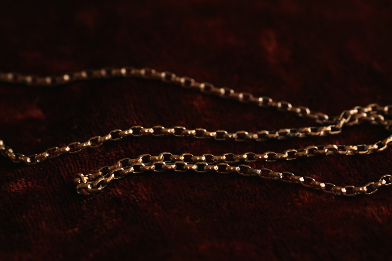 ゴールドトーンメタルチェーンネックレス　ヨーロッパ アンティークストリュフ