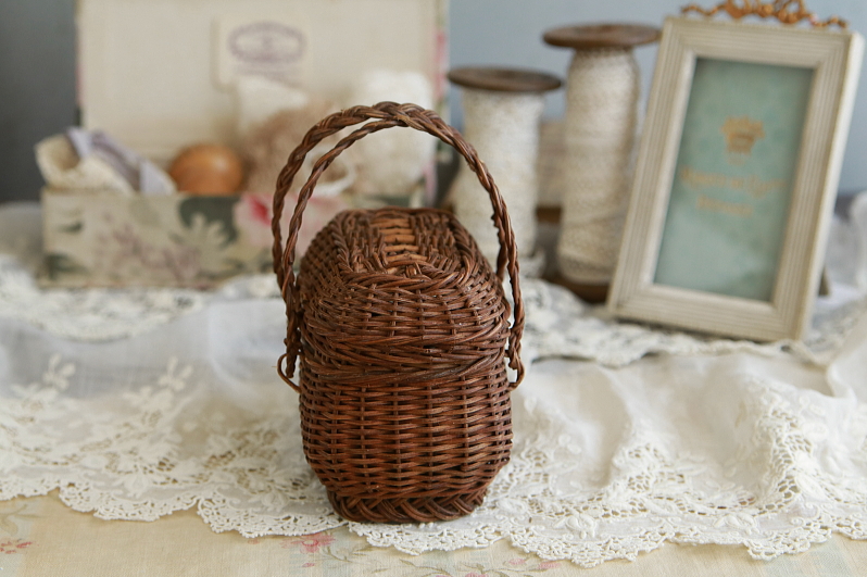 ドールズパニエ　ミニチュアハンパーバスケット　フランス　アンティークストリュフ