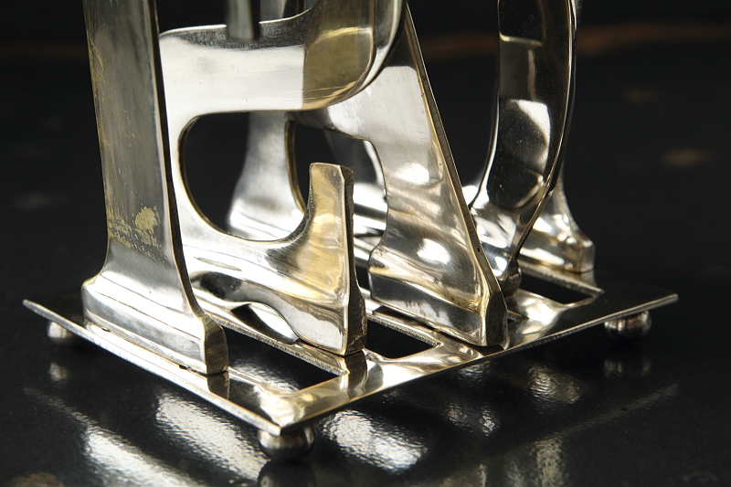 切り文字のTOASTラック　トーストラック　イギリス　アンティークストリュフ