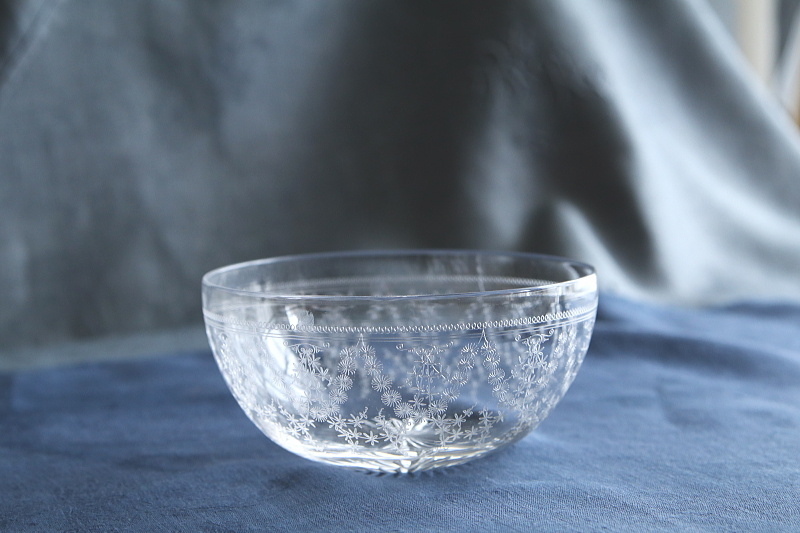 エッチングクリスタルフィンガーボウル　ガラス菓子器　イギリスアンティークストリュフ