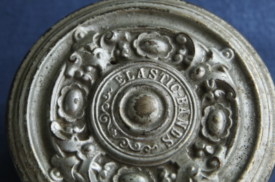 Elastic bands　メタルケース　イギリス　ヴィクトリアン　アンティークストリュフ