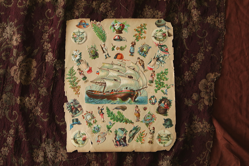 ヴィクトリアンデコパージュシート　イギリス　アンティークストリュフ