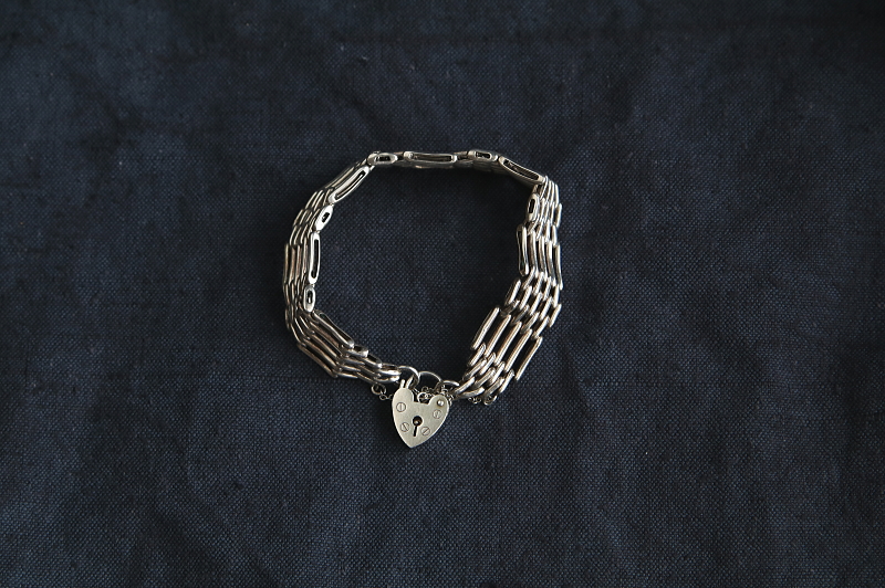 パドロッククラスプ　シルバーブレスレット　birmingham 1971　イギリス アンティークストリュフ