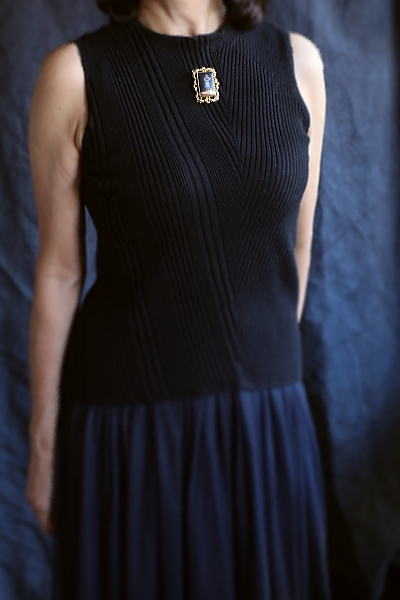 職業画のミニアチュールブローチ　ヨーロッパ　アンティークストリュフ