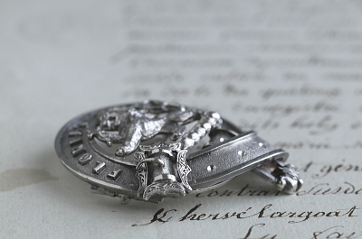 シルバースコティッシュクランバッジ　イギリス　アンティークストリュフ 20251217