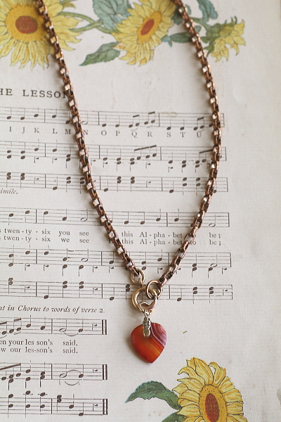 スコティッシュアゲート　ハートチャーム　アンティークジュエリー　ヴィンテージアクセサリー　イギリス　アンティークストリュフ 20251216