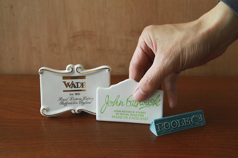 ポッタリーのショップディスプレイサイン　wade poole john beswick　イギリス　アンティークストリュフ