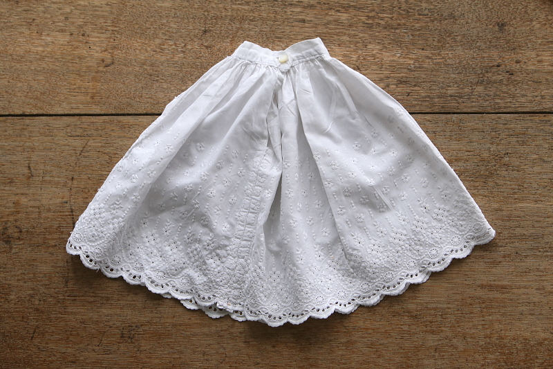 ハンドメイドドールズクローズ　アンティークストリュフ 20250718