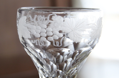 葡萄文カットクリスタルリキュールグラス　ヴィクトリアン　イギリス　アンティークストリュフ