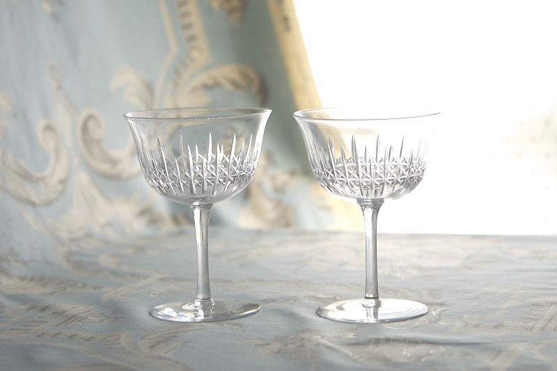 カットクリスタルシャンパングラス　thomas webb イギリス アンティークストリュフ