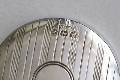 スモールシルバーハンドミラー　イギリス　アンティークストリュフ