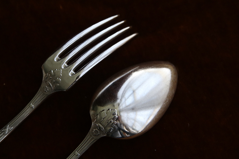 オリーブのテーブルスプーン＆フォーク　フランス　アンティークストリュフ