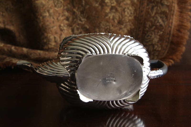 シェルパターン　ティー3点セット　イギリス　アンティークストリュフ