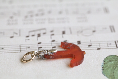 スコティッシュアゲート　アンカーチャーム　アンティークジュエリー　ヴィンテージアクセサリー　イギリス　アンティークストリュフ 20251216