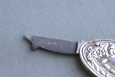 薔薇のシルバーケース　ネイルナイフ　ドイツ　アンティークストリュフ