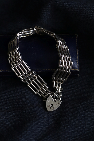 パドロッククラスプ　シルバーブレスレット　birmingham 1971　イギリス アンティークストリュフ 20250924