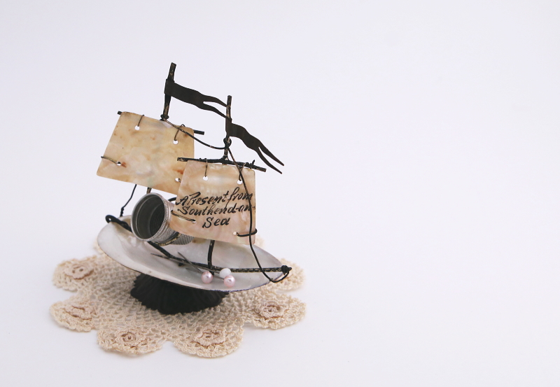 　貝殻の帆船　スーベニールソーイングラック　サウスエンド・オン・シー　イギリス　アンティークストリュフ 20250806