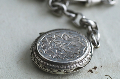 シルバーウォッチチェーンネックレス　イギリス　アンティークストリュフ 20251217