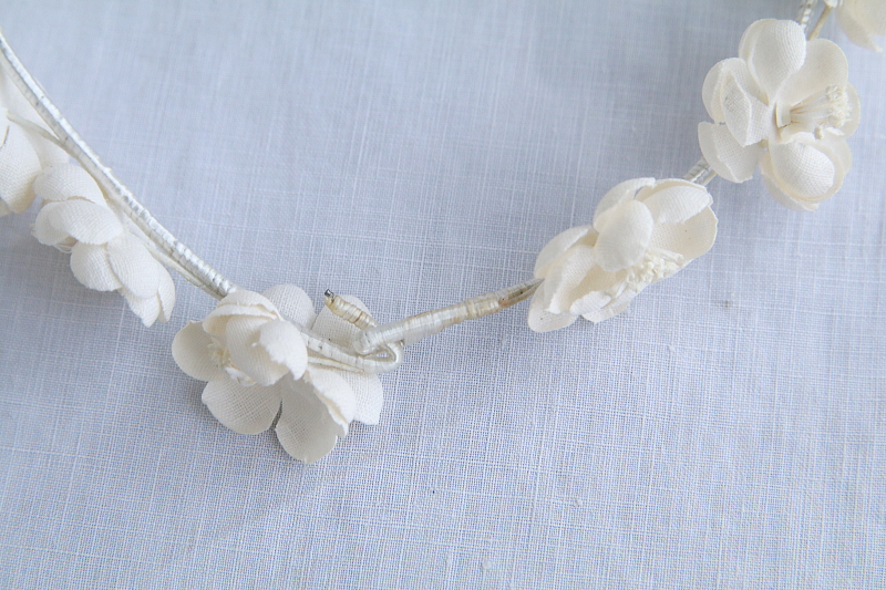 布花のティアラ　ウエディング　フランス　アンティークストリュフ