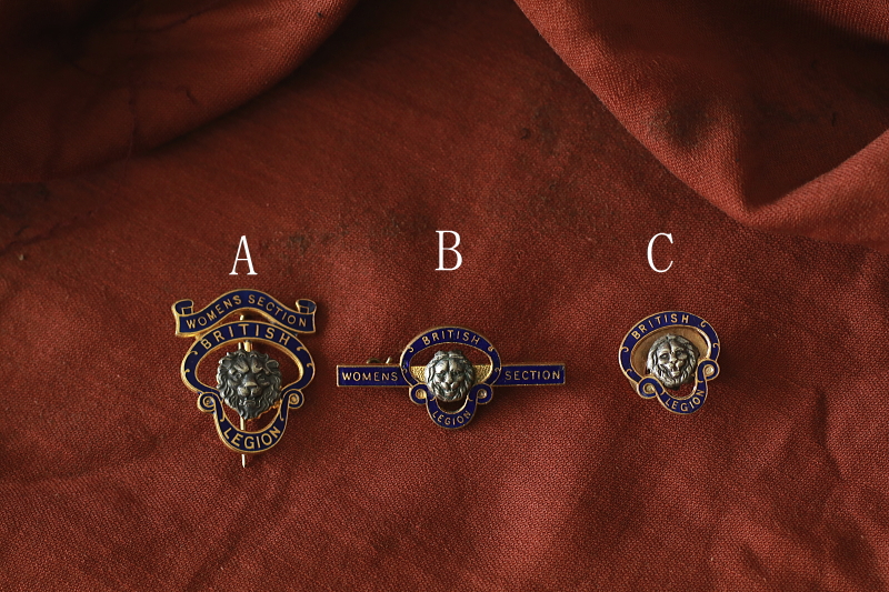 ライオンヘッドのエナメルピンバッジ　royal british legion イギリス　アンティークストリュフ