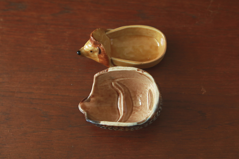 ヘッジホッグの小物入れ　WADE　イギリス　アンティークストリュフ