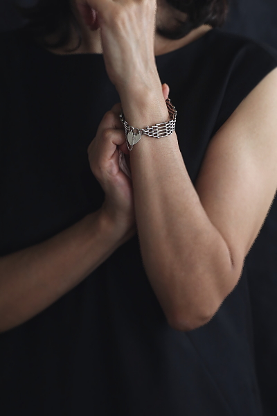 パドロッククラスプ　シルバーブレスレット　birmingham 1971　イギリス アンティークストリュフ